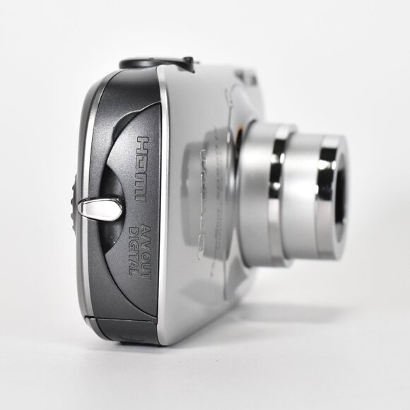 Canon PowerShot SD960 IS Digital Camera 12.1MP 4x Optical Zoom HD Video 8GB SD - Picture 4 of 16